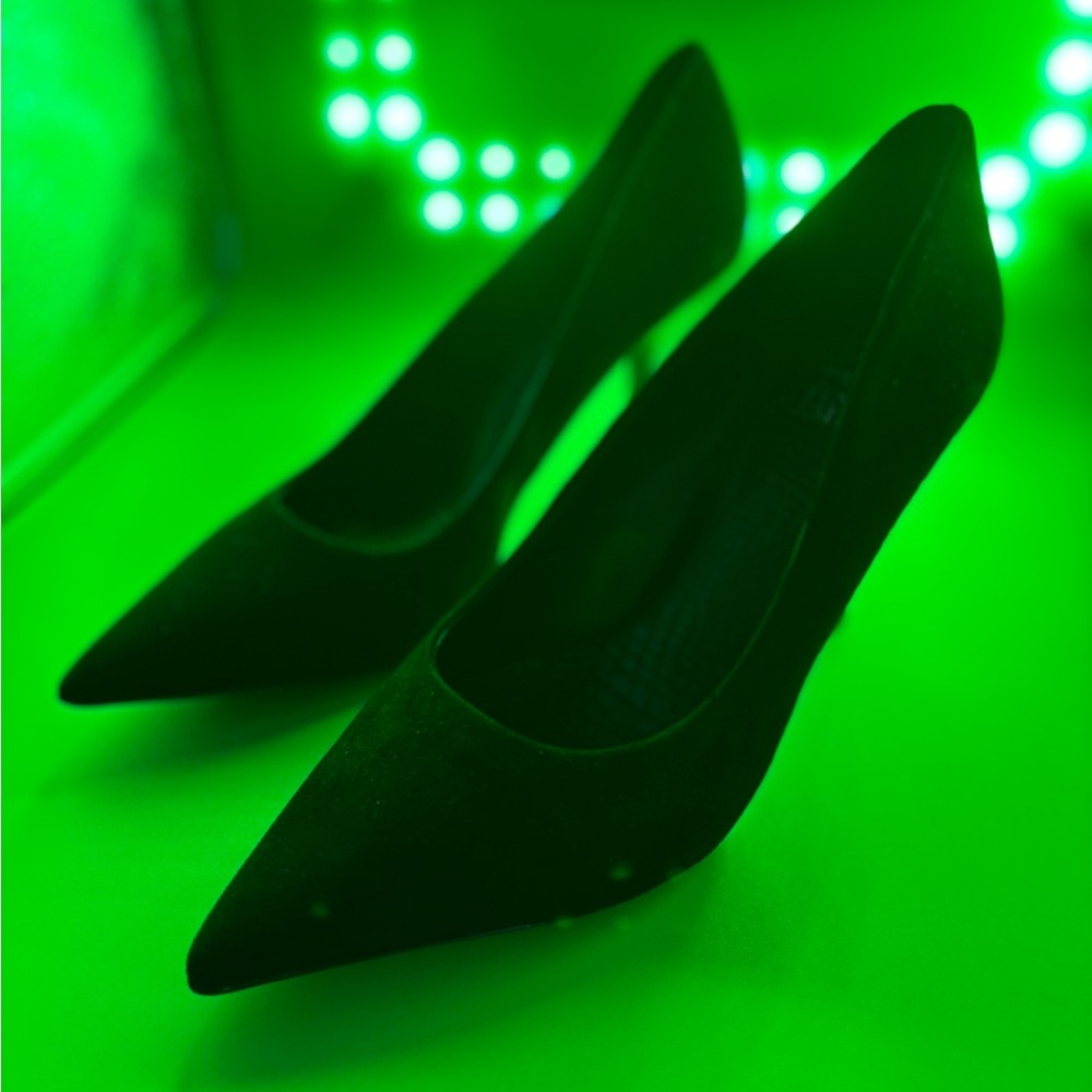 Vince Camuto Classic Black Heels